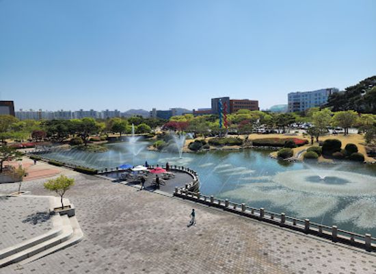 south-korea/daejeon/yuseong-gu/landmark/kaist-duck-pond