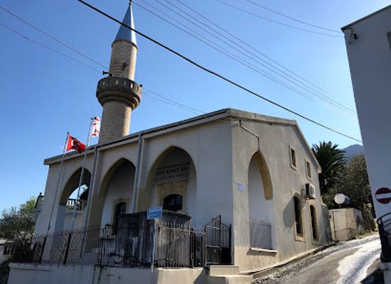 cyprus/kyrenia/lapta/landmark/lapta-cami