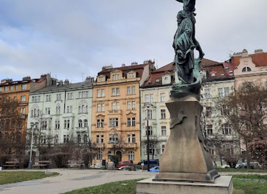 czechia/prague/landmark/monument-svatopluk-cech