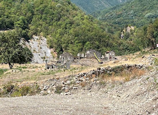 italy/lunigiana/landmark/gorges-of-the-straits-of-giaredo