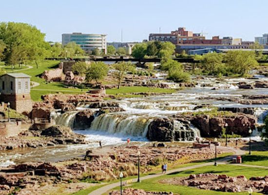 south-dakota/sioux-falls/downtown-sioux-falls/landmark/queen-bee-mill-ruins