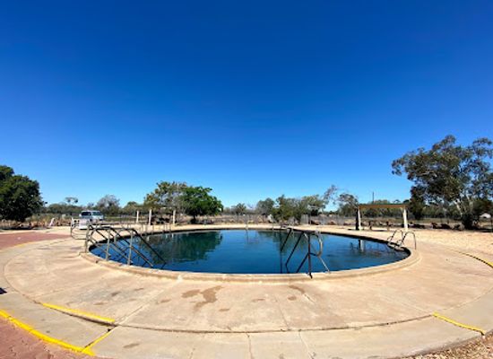 australia/far-west/landmark/artesian-bore-baths