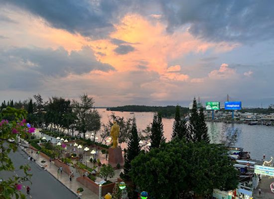 vietnam/can-tho/landmark/l-escale