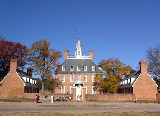 virginia/shenandoah-valley/landmark/williamsburg-private-tours