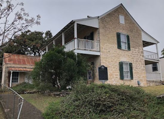 texas/hill-country/landmark/kuhlmann-king-historical-complex