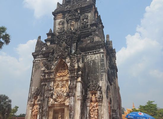 laos/khammouane-province/landmark/that-ing-hang