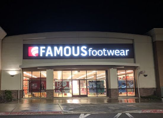 washington/richland/landmark/famous-footwear