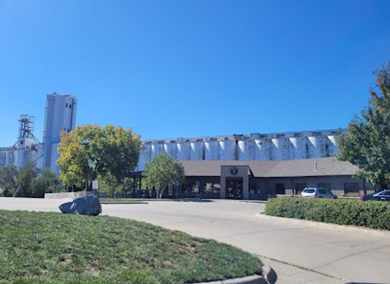 nebraska/southeast-nebraska/landmark/robber-s-cave-tours