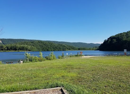 pennsylvania/anthracite-coal-region/landmark/canoe-creek-state-park
