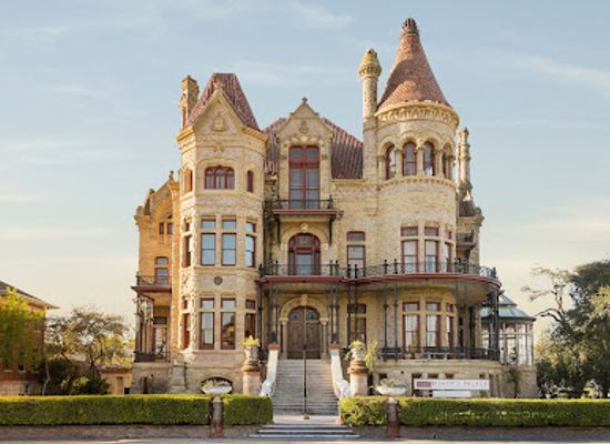 texas/galveston/landmark/bishop-s-palace