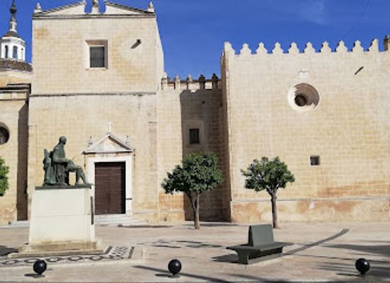 spain/badajoz/landmark/paseo-de-san-francisco