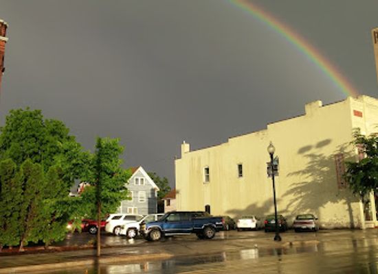 wisconsin/oshkosh/landmark/peabodys-ale-house