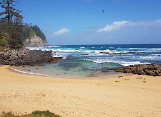 norfolk-island/emily-bay/landmark/cemetery-bay