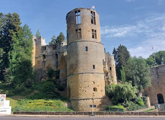 luxembourg/mamer-valley/landmark/medieval-castle-beaufort