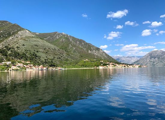 montenegro/kotor-bay/landmark/kotor-beach