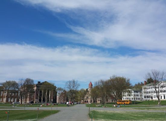 new-hampshire/hanover/landmark/dirt-cowboy-cafe
