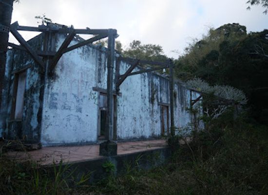 mayotte/pamandzi/landmark/maison-du-gouverneur