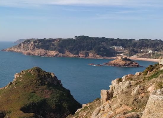 jersey/saint-john/landmark/portelet-bay