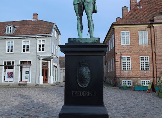 norway/fredrikstad/landmark/kong-fredrik-den-ii