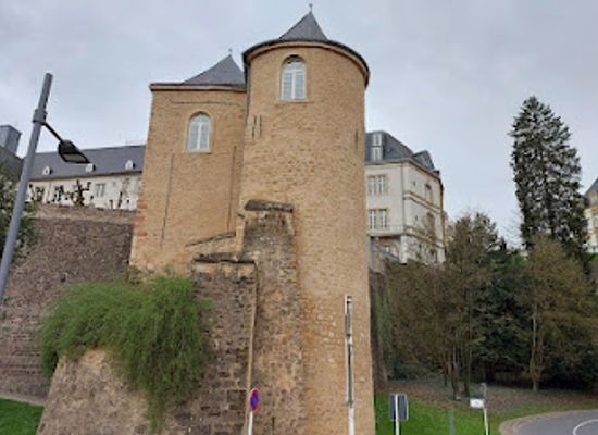 luxembourg/gutland/landmark/three-towers