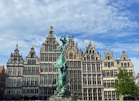 belgium/land-of-waas/landmark/brabo-s-monument