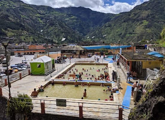 ecuador/oriente/landmark/erupcion-backpackers-hostel