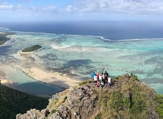 mauritius/le-morne-brabant/landmark/le-morne-heritage-forest-and-moutain-eslaves-history