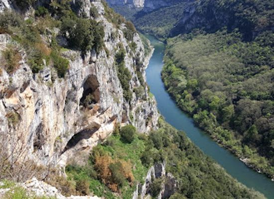 france/ardèche-gorges/landmark/grotte-de-la-madeleine