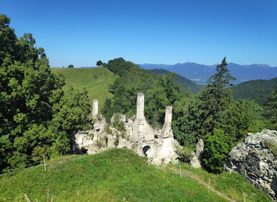 slovakia/martin/landmark/castle-sklabina
