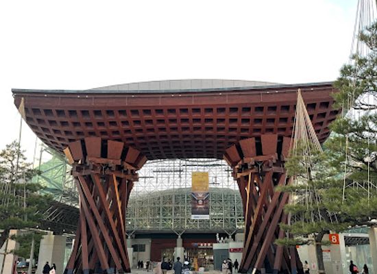 japan/kanazawa/landmark/tsuzumi-mon-gate