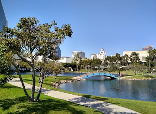 california/long-beach/landmark/rainbow-lagoon-park