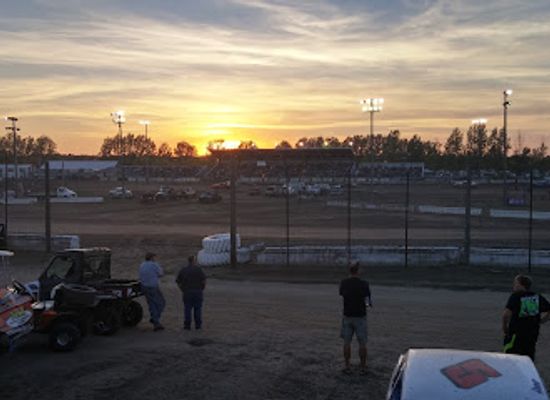 north-dakota/jamestown/landmark/jamestown-speedway