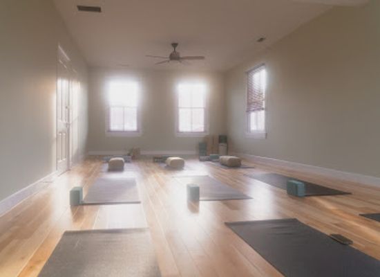 maryland/laurel/landmark/yogismile-yoga-wellness-center