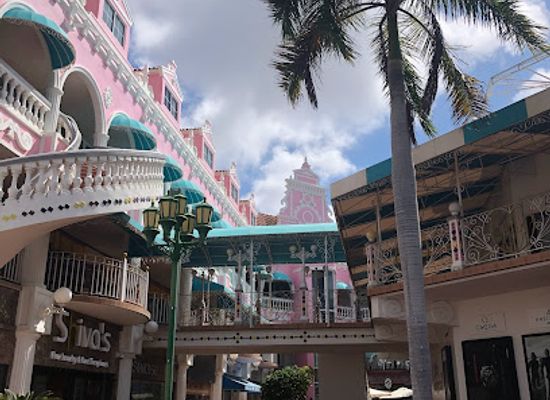 aruba/oranjestad/landmark/royal-plaza-mall