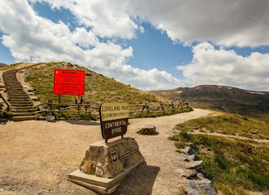 colorado/high-plains/landmark/loveland-pass