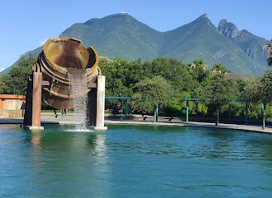 mexico/monterrey/fundidora-park/landmark/paseo-santa-lucia