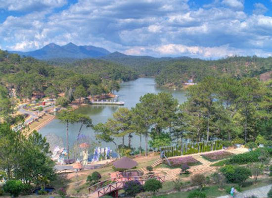 vietnam/da-lat/landmark/valley-of-love