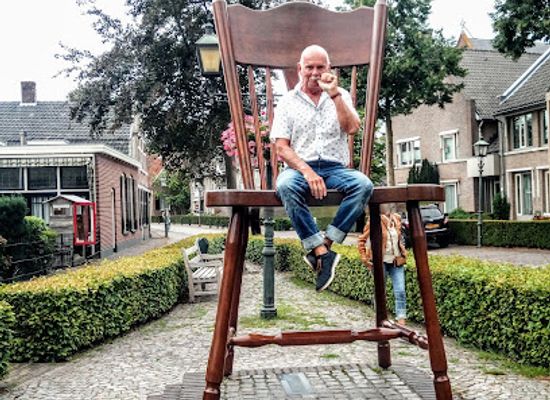 netherlands/maastricht/landmark/the-big-chair