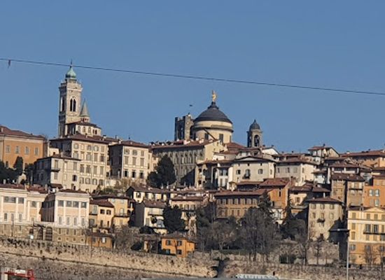 italy/bergamo/landmark/san-giovanni-casemate