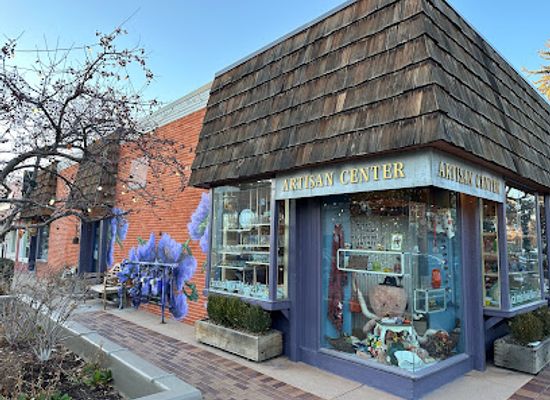 colorado/denver/cherry-creek/landmark/artisan-center