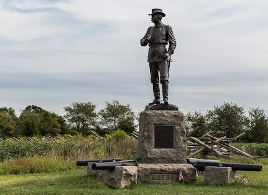 pennsylvania/gettysburg-battlefield/landmark/major-general-john-buford-monument