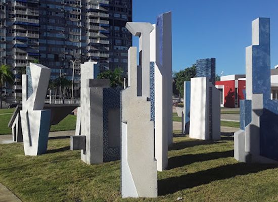 puerto-rico/carolina/isla-verde/landmark/carolina-police-memorial