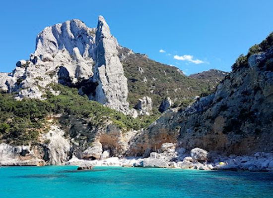 italy/sardinia/landmark/punta-goloritze