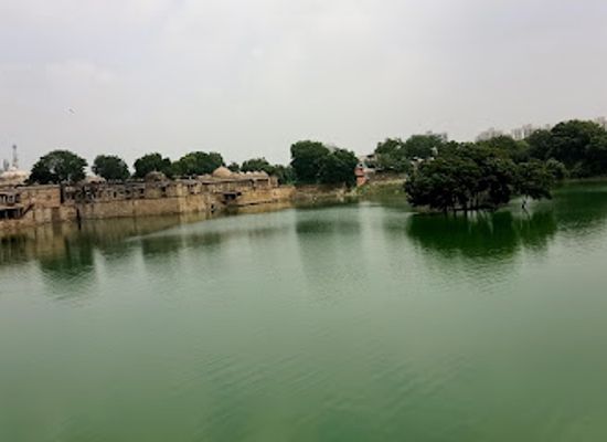 india/ahmedabad/landmark/sarkhej-kuva