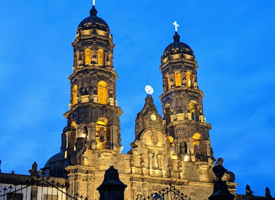 mexico/bajio/landmark/basilica-de-nuestra-senora-de-zapopan