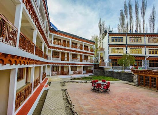 india/leh-ladakh/landmark/enchanting-ladakh