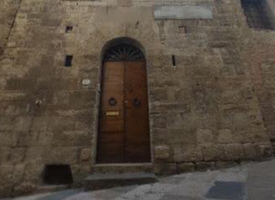 italy/tuscany/landmark/casa-torre-di-arnolfo-di-cambio