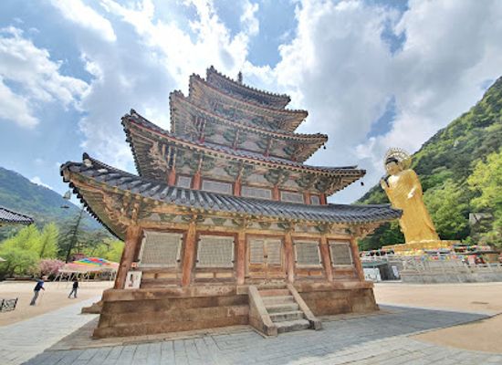 south-korea/north-chungcheong-province/landmark/songnisan-national-park-beopjusa-district