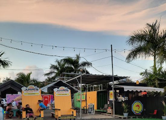 puerto-rico/yunque-national-forest/landmark/el-yunque-food-truck-family-park