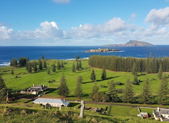 norfolk-island/anson-bay/landmark/queen-elizabeth-lookout